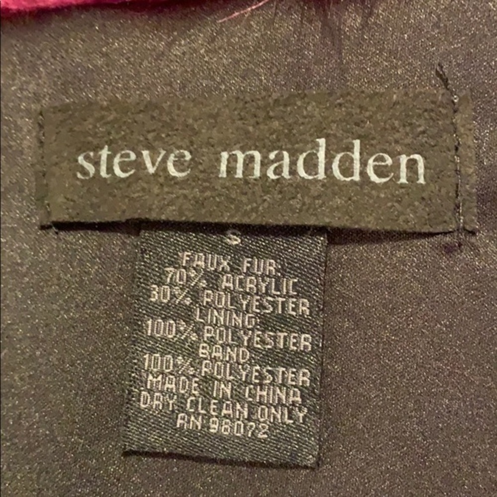 Steve Madden Magenta Faux Fur Vest Tie Close NWOT - Picture 8 of 8